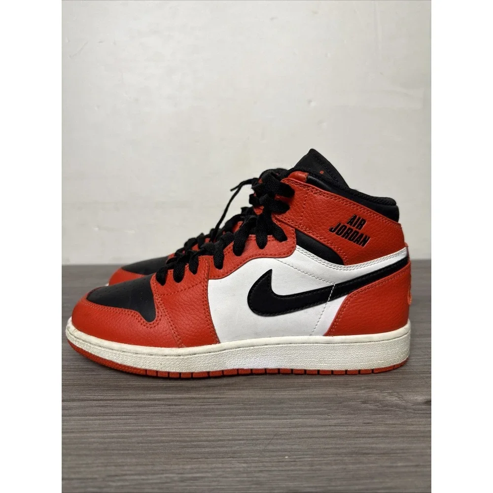 Nike Air Jordan 1 Retro High GS 'Rare Air' 2016 705300-800 Youth Size 6Y